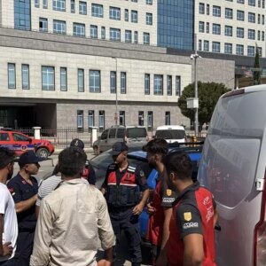 adiyamanda bicakli kavga 4 yarali XRlS9F2V