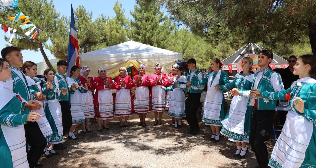 muglada 765 yildir suren gelenek cDnI44pM