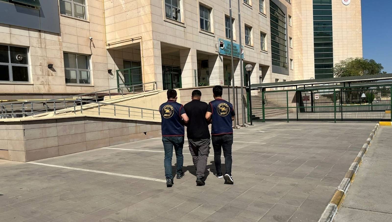 diyarbakirda haklarinda kesinlesmis hapis cezasi bulunan 68 kisi yakalandi EA9DuQvJ