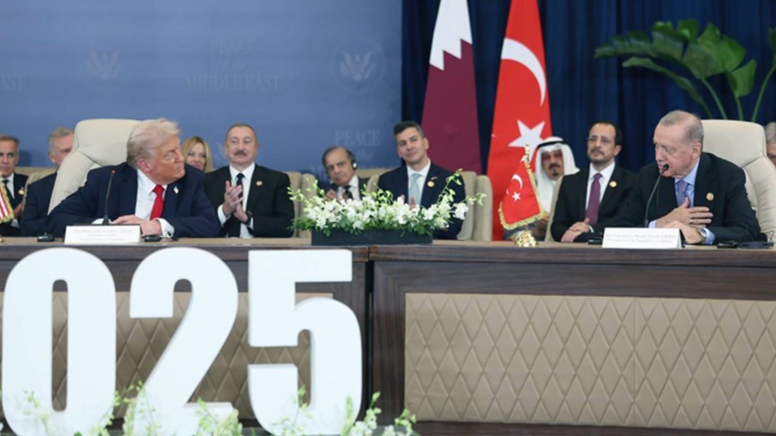 ertugrul ozkok dun o gurur tablosunu seyrederken bir turkiye vatandasi olarak icinizden sunlar gecmedi mi Nn3SyxYc.jpg