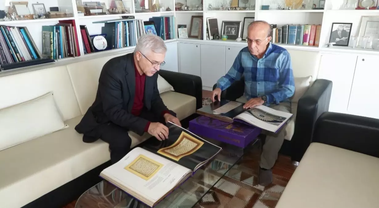 ilahi cizgiler hat sanatinin onculeri kitabi okurlarla bulustu ILhmCqrI.jpg