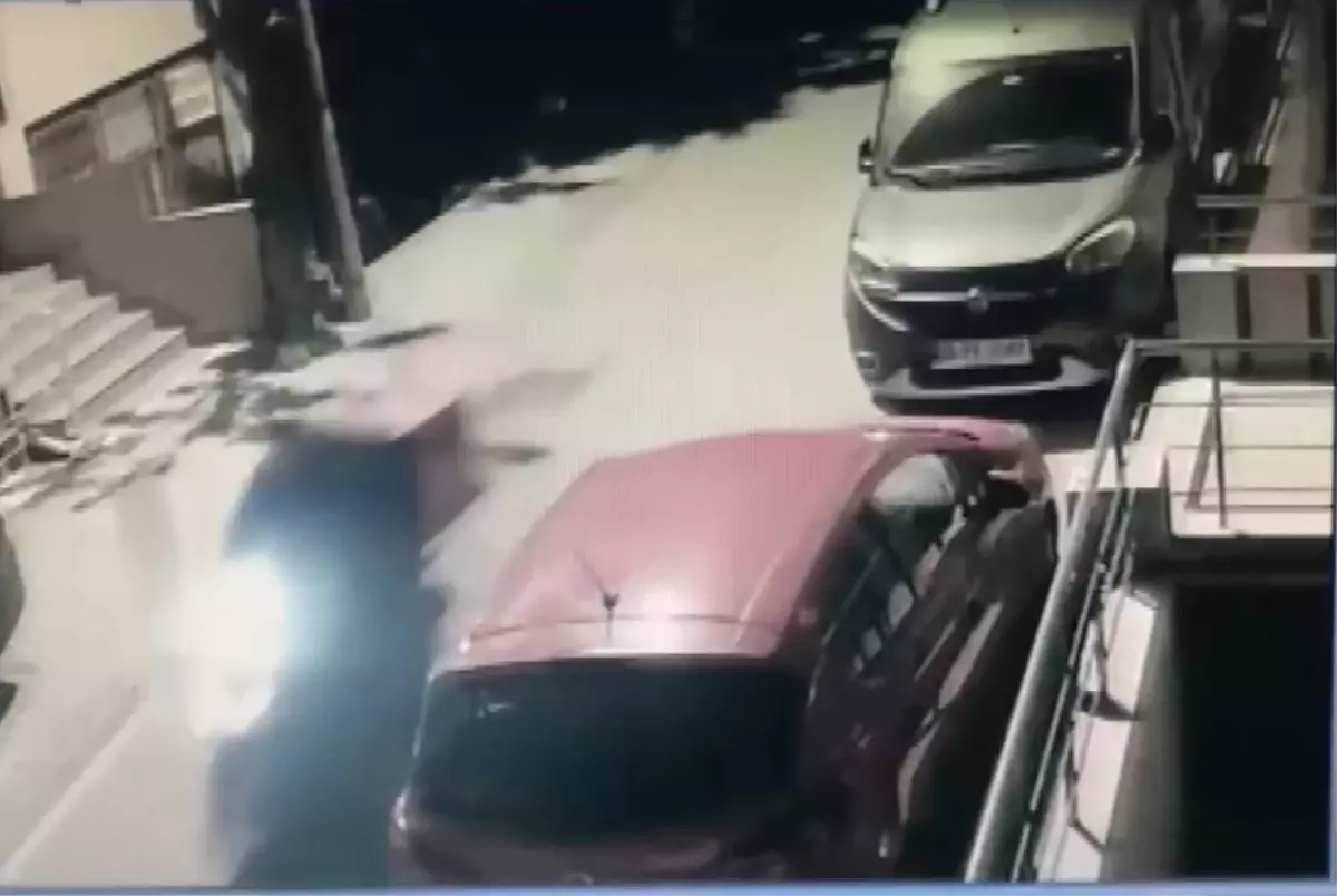 istanbulda park halindeki motosikletleri calan supheliler tutuklandi tmaWQiKe