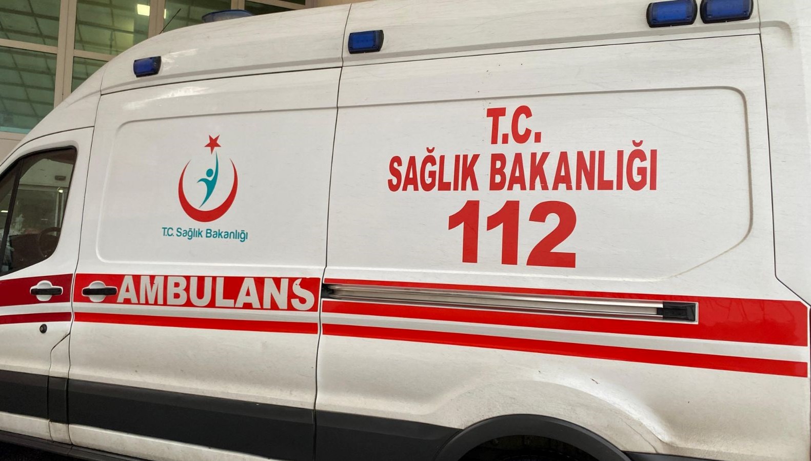 kamyon evin deposuna girdi iki yarali dLiAjn3K.jpg