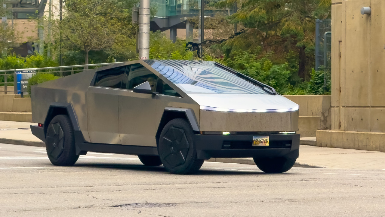 tesla cybertruck icin bir geri cagirma daha bu kez sorun ne hTm1AE8E.jpg