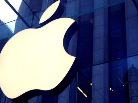 Appledan dev hamle dunyanin en degerli sirketi oldu S6YEItC2