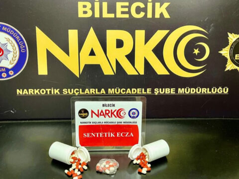 Bilecikte lyrica ele gecirildi 2 supheli yakalandi 2GOy5O8q